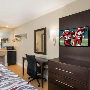 Superior King Room Smoking